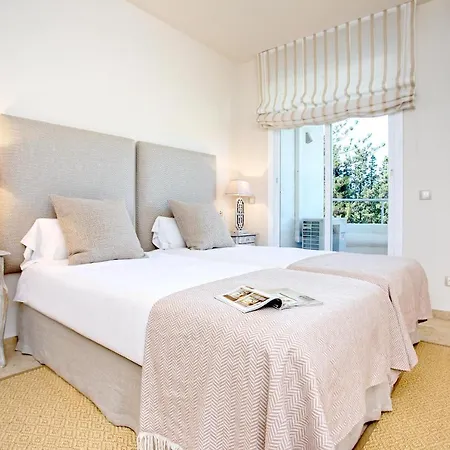 Genteel Flamencos Terrace * Marbella